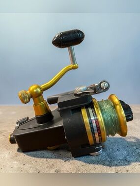 Vintage Penn spinning Reel